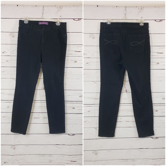 black ankle grazers jeans